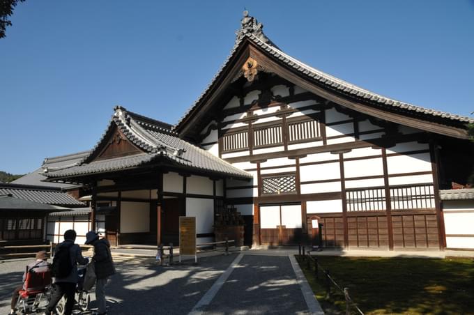 Nijo Castle Tour