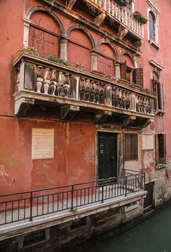 Witness Mozart’s Stay Memorial Plaque