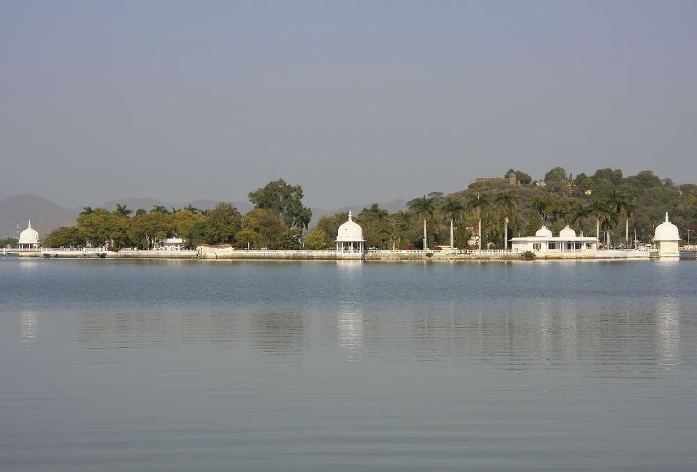 Fateh Sagar Lake 