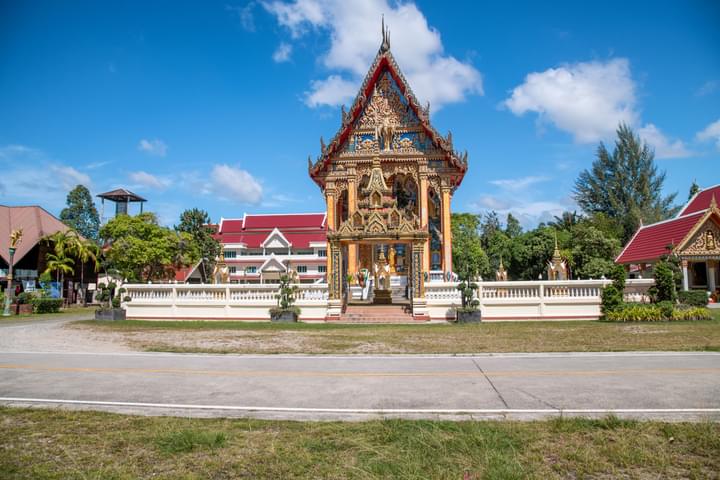 Wat Chalong thale