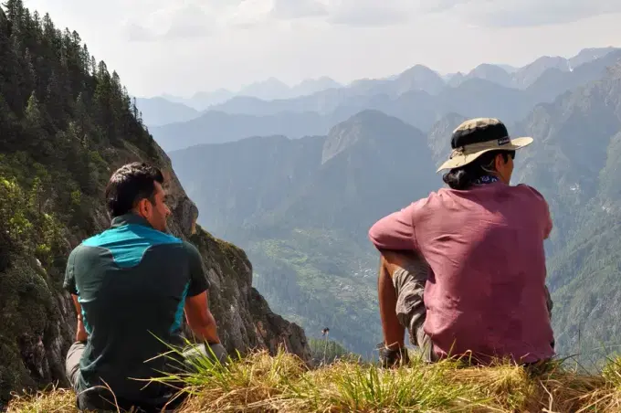 Trekking in Great Himalayan National Park Trek
