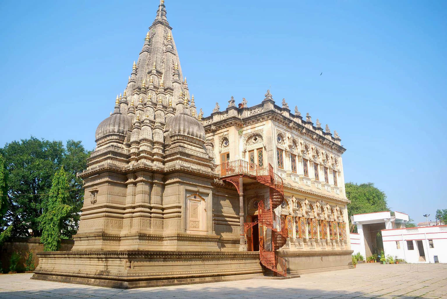 Shinde Chhatri, <em>Pune</em>