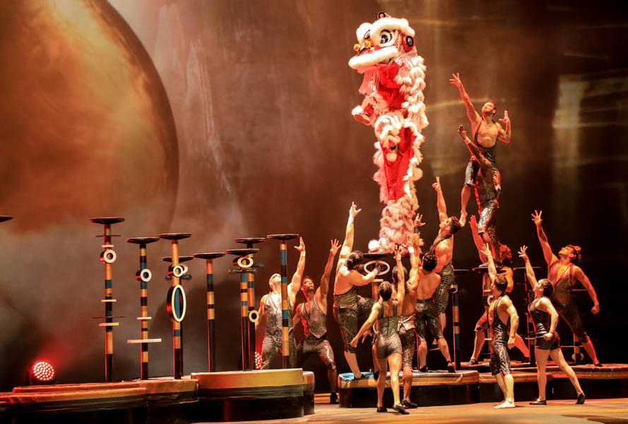 Exclaim, gasp and be awed by the amazing performances at La Perle by Dragone in Dubai