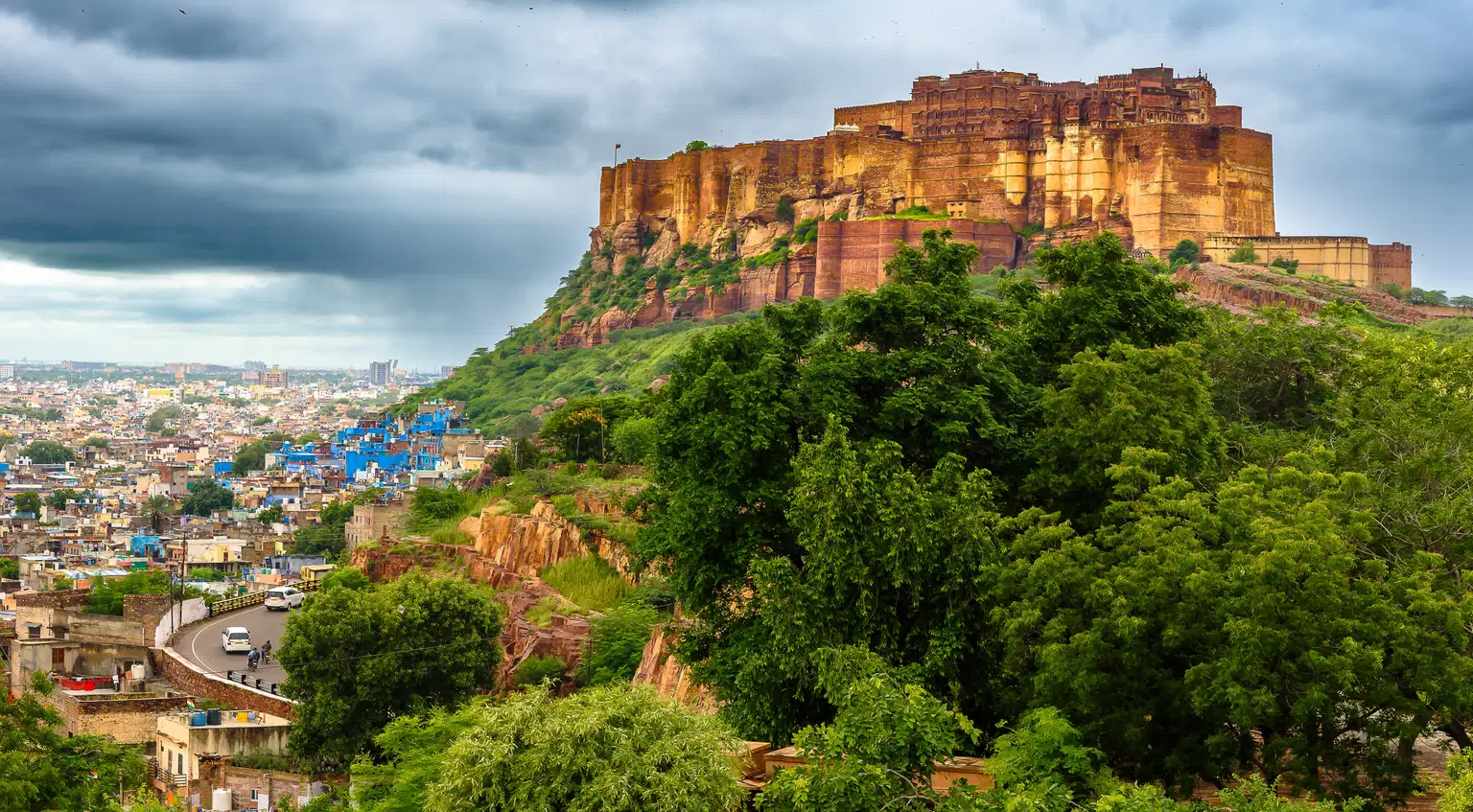 Rajasthan Monsoon Trip | Exploring Rajputana Forts & Temples
