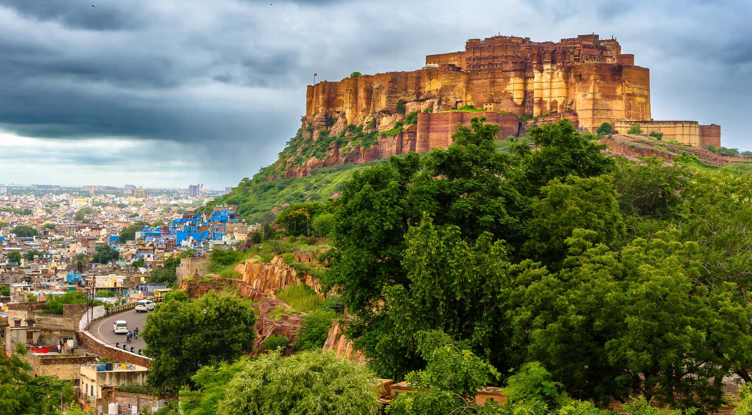 Rajasthan Monsoon Trip | Exploring Rajputana Forts & Temples