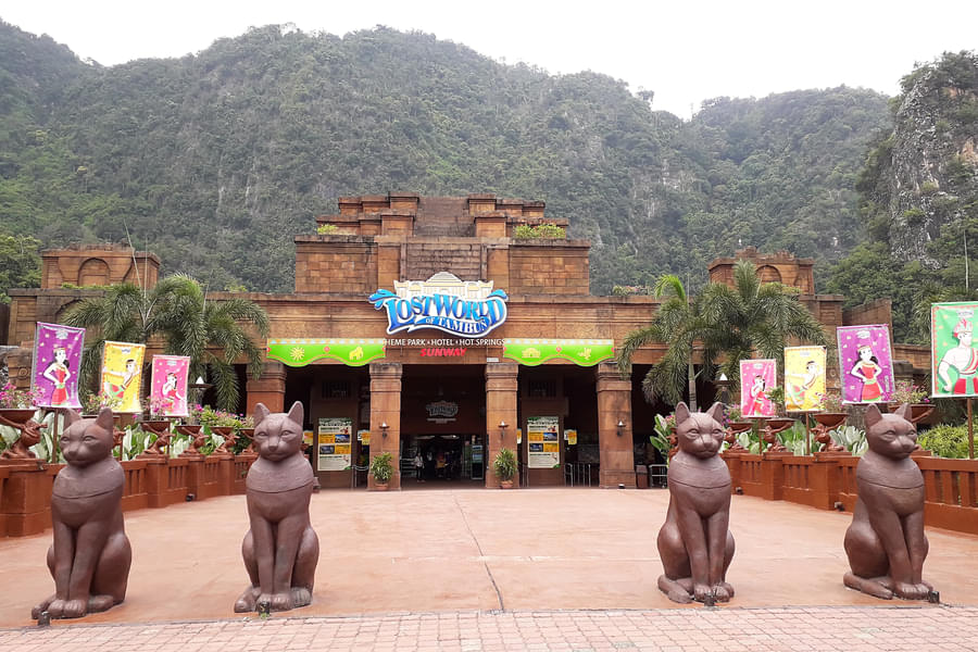 Enjoy a delightful and entertaining day at the Lost World of Tambun!