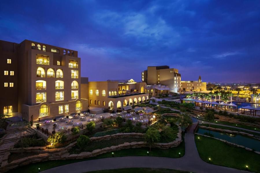 Day Access Hotel & Pool Durrat Al Riyadh Resort & SPA Image