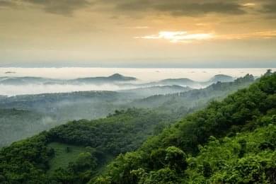 Capture the sunset from the top viewpoint