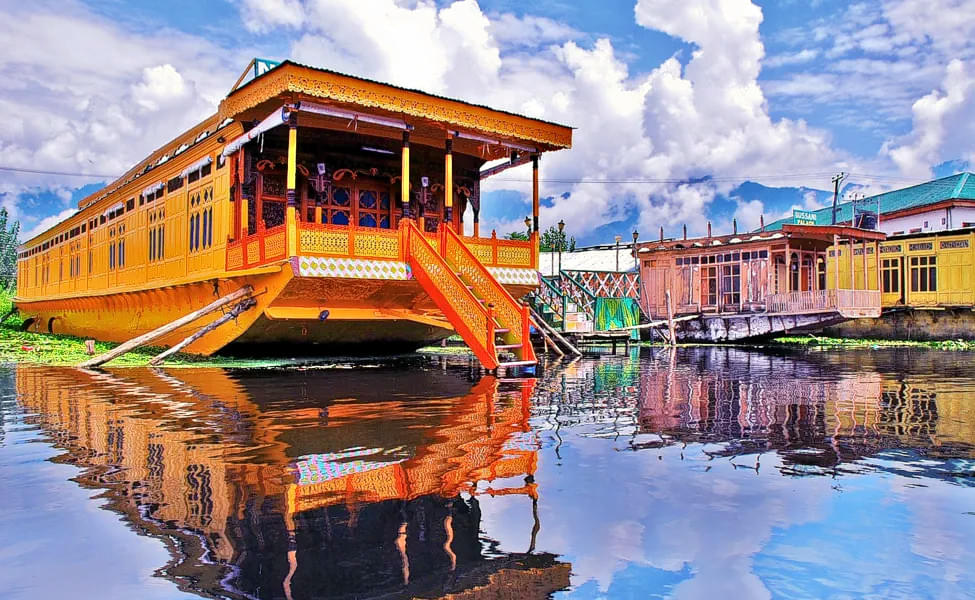 Floating Heritage Group, Srinagar Image