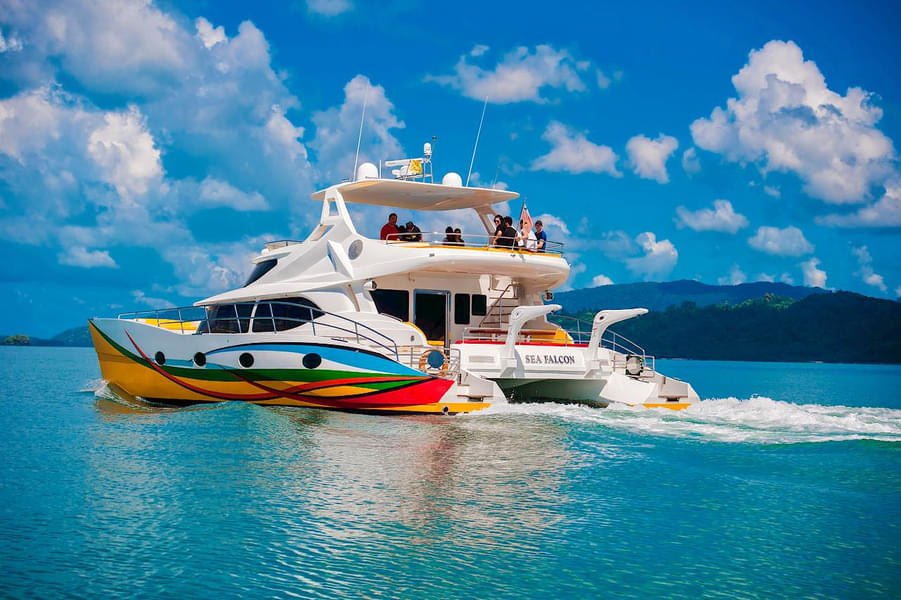 Luxury Daydream Noon Cruise in Langkawi Image