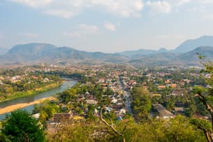 0oqzefyz9s9mfqufs6y60a49i9we phousi%20hill,%20luang%20prabang%201