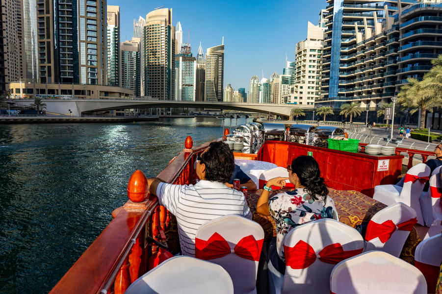 Enjoy your Dubai Marina Yacht Dinner Cruise 