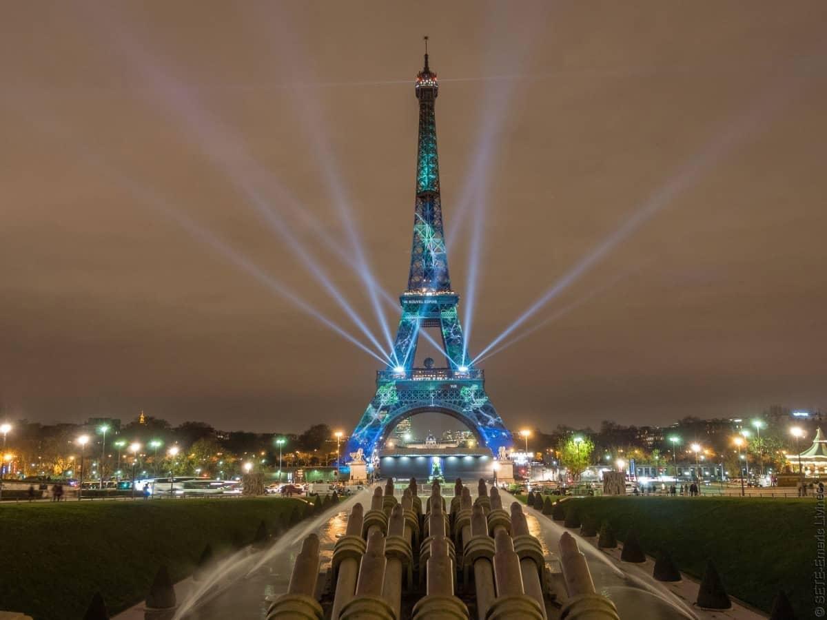 Enjoy the Eiffel Tower Light Show