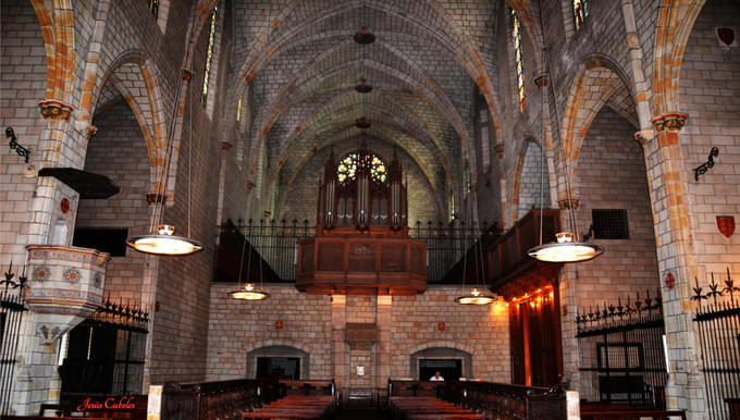 Monasterio De Pedralbes Barcelona Church