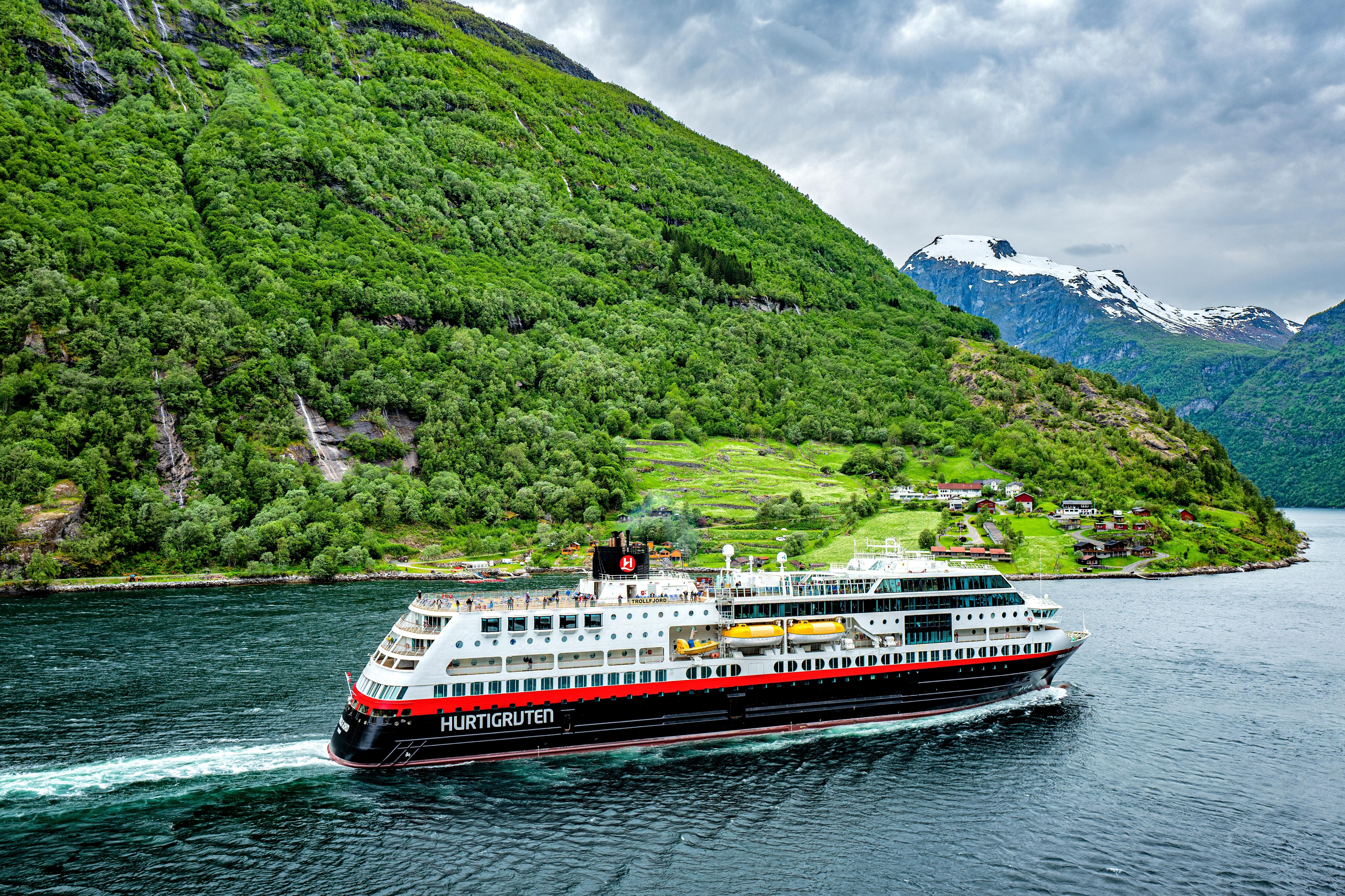 Norway Packages from Raipur | Get Upto 40% Off