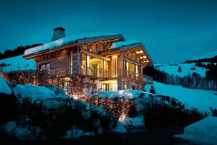 0s3rufzroc7sgotzf3gl2rmj7hr1 1596714389 chalet cyanella facade and architecture