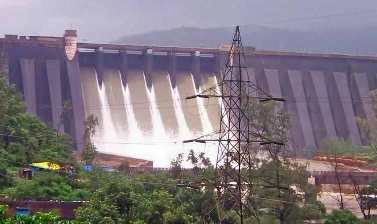 Koynanagar Dam