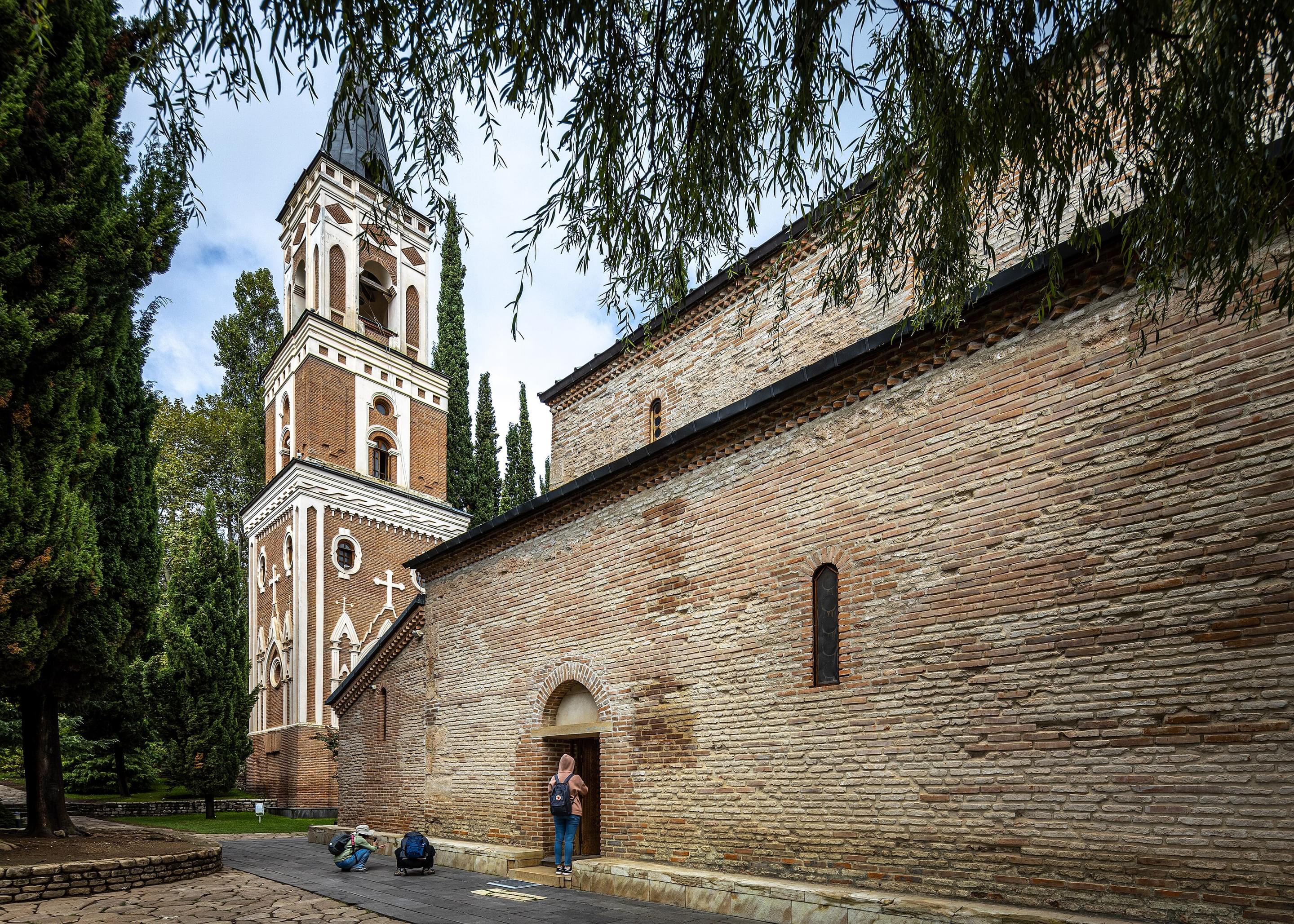 Bodbe's St. Nino's Convent Cathedral Overview