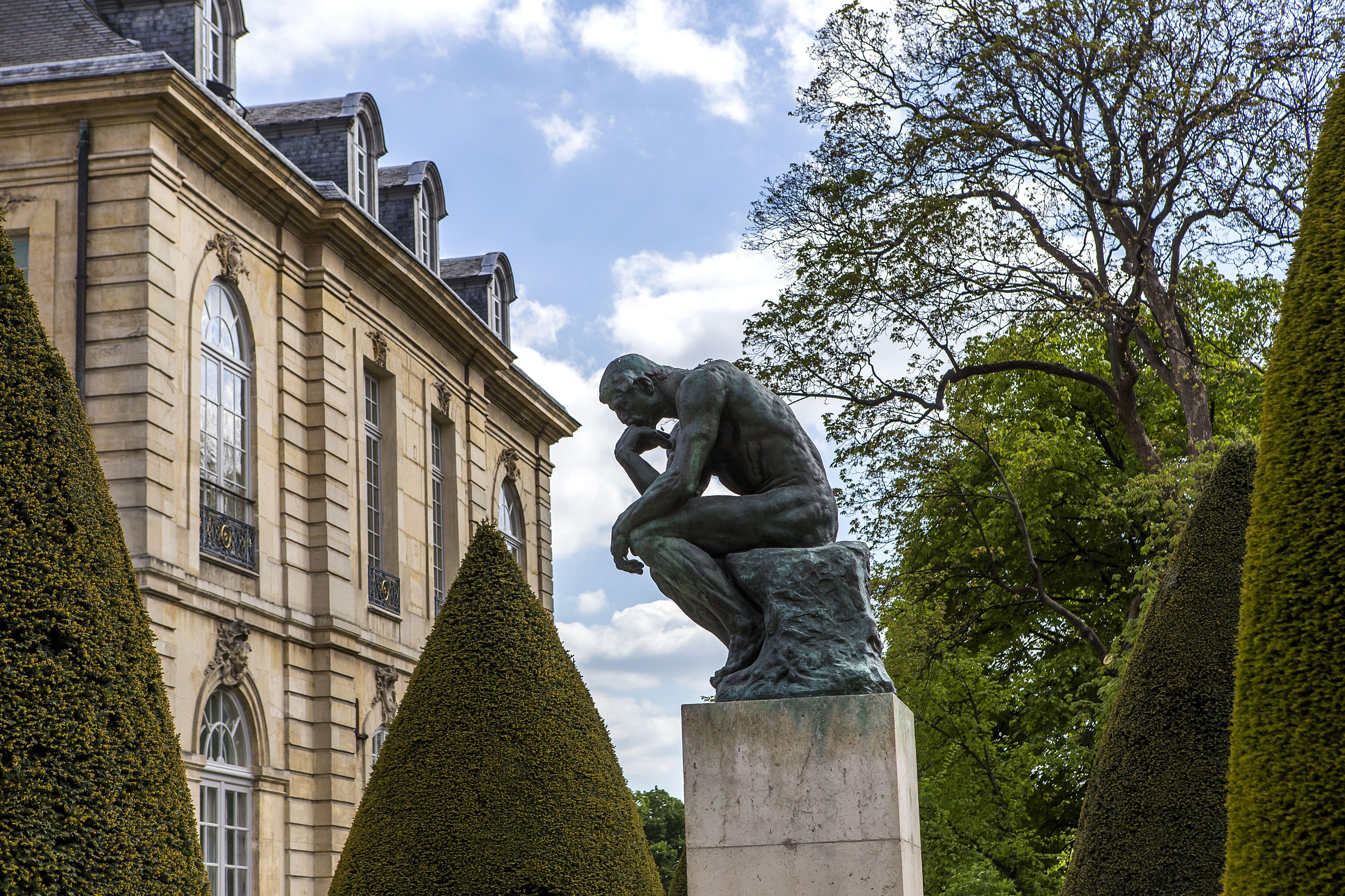 Statue of The Thinker in Rodin Museum