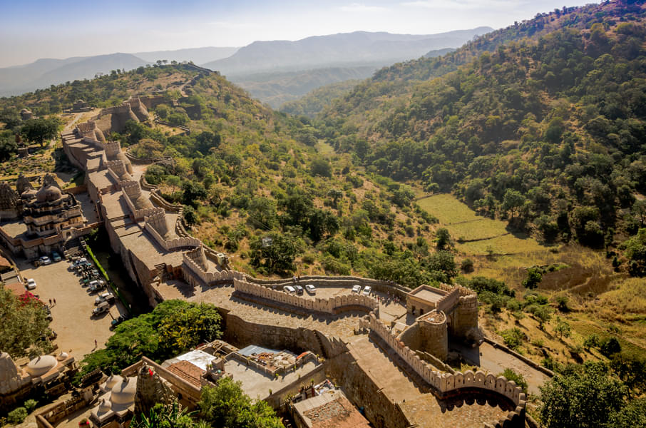 Walk the Longest Fort Wall at Kumbhalgarh Image