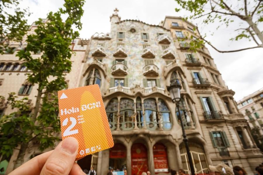 Hola Barcelona Travel Card Image