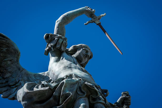 statues in castel sant'angelo