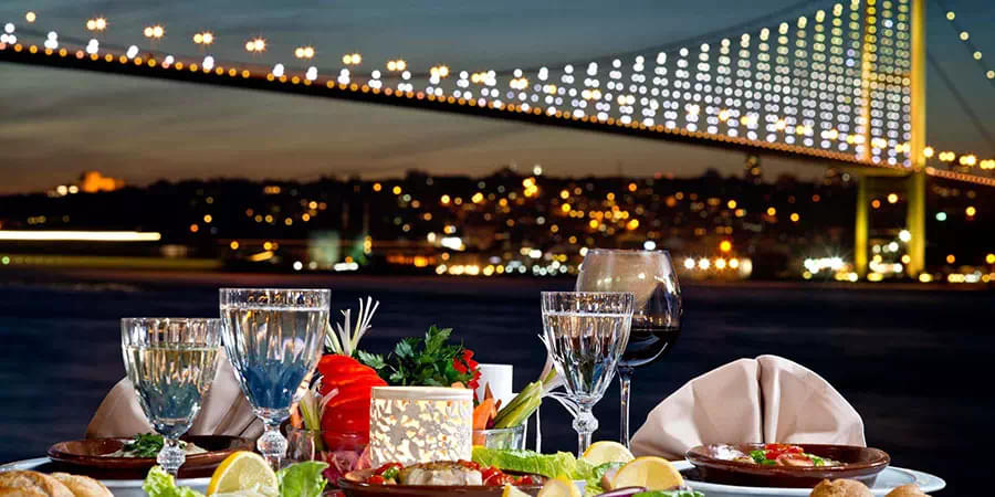 Romantic Dinner Cruise Istanbul