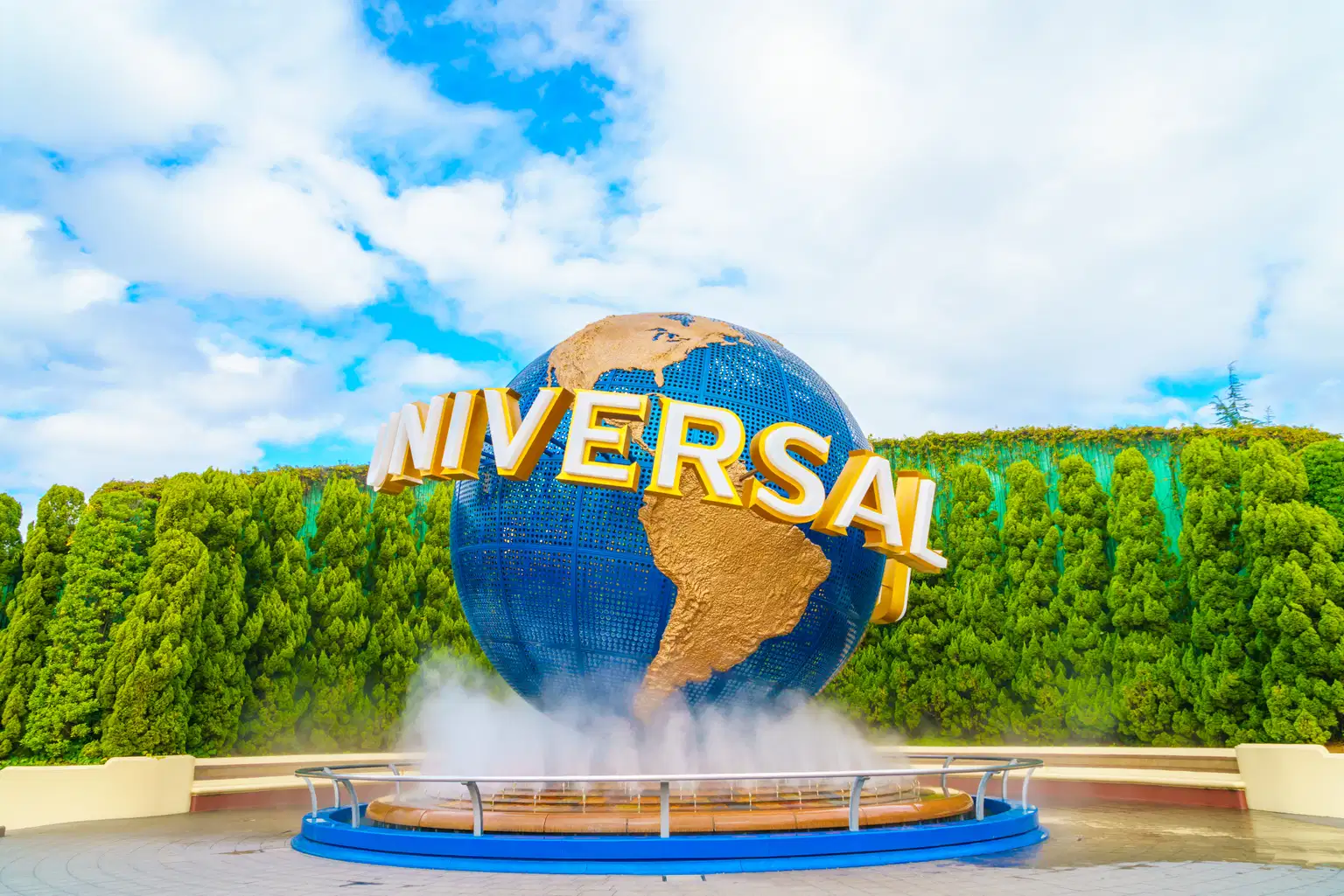 Universal Studios Singapore and Gardens by the Bay Combo Tickets