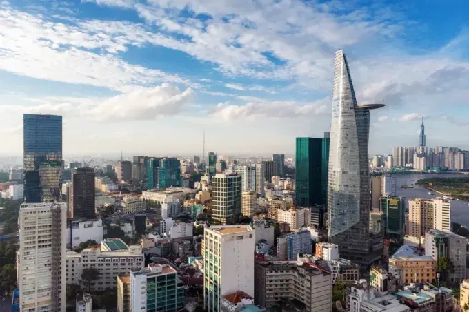 See the breathings view of the city from Bitexco Saigon Skydeck