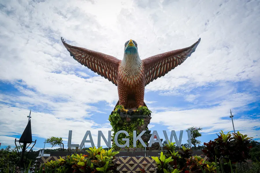 Dataran Lang (Eagle Square)