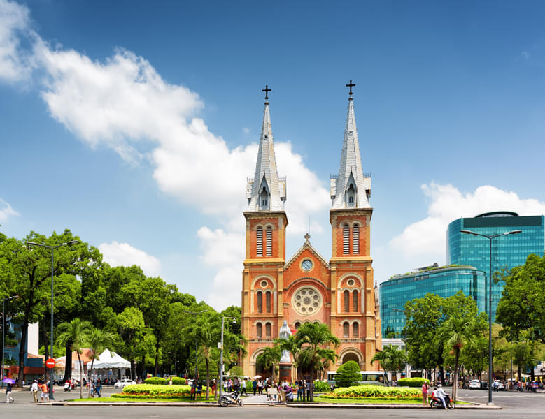 Half Day Ho Chi Minh City Tour with Cu Chi Tunnel Image