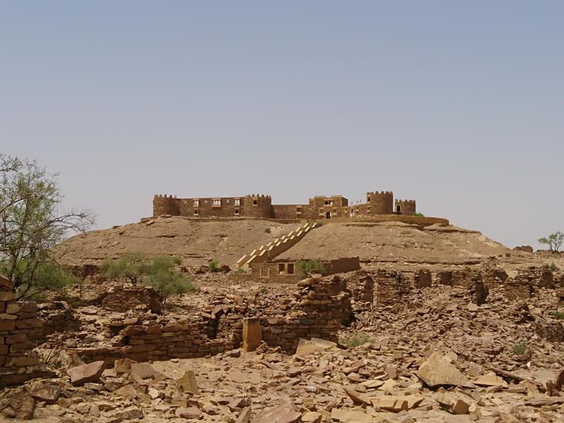 Jaisalmer Haunted Village and Khaba Fort Tour Image