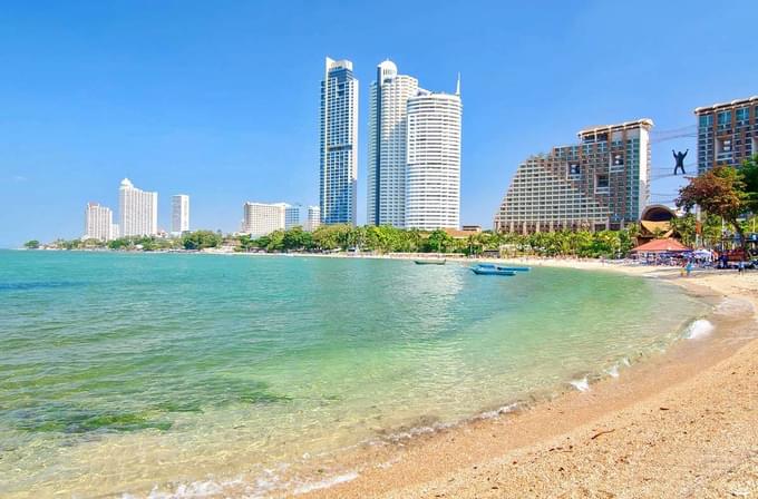 Jomtien beach