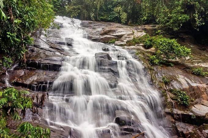 Sungai Gabai Waterfall.jpg