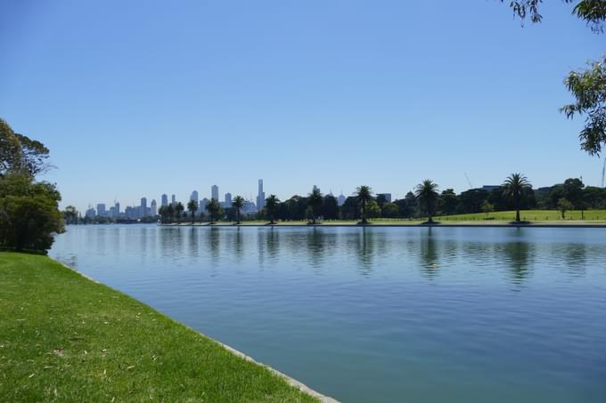 Albert Park Lake