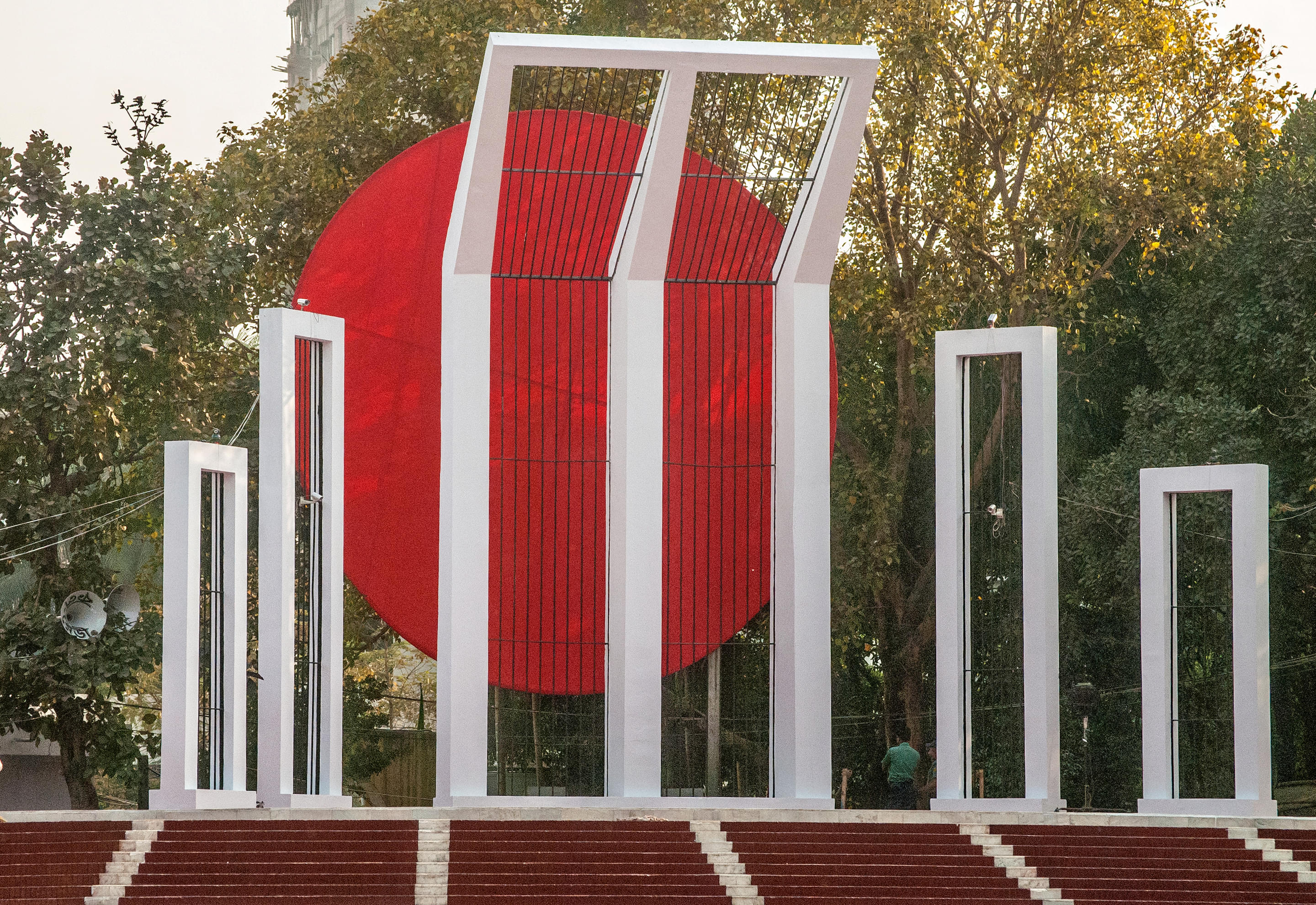 Shaheed Minar Overview