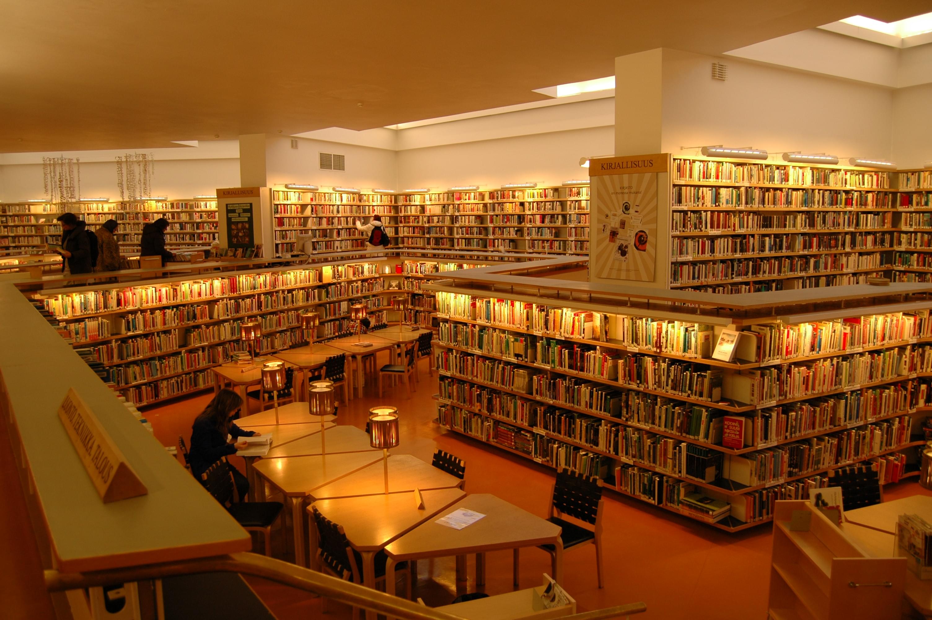 Explore the library and partake in seminars