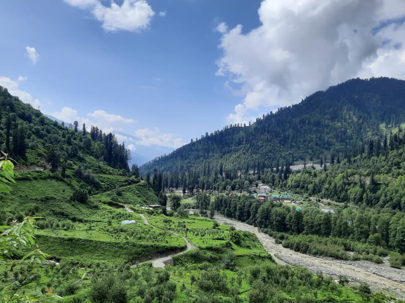 Trek to Beas Kund Image
