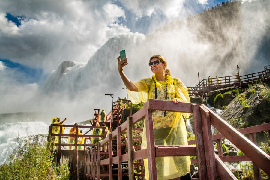 Niagara Falls Tour from New York Image