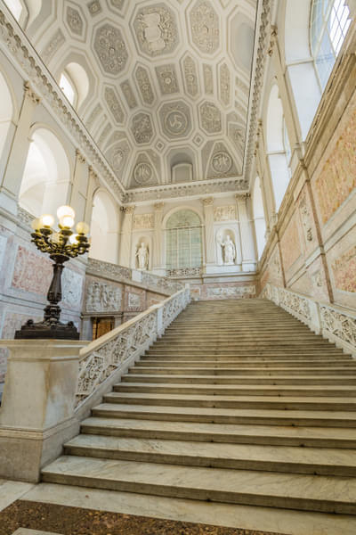 Enjoy the colourful marble stairway with baroque and traditional features