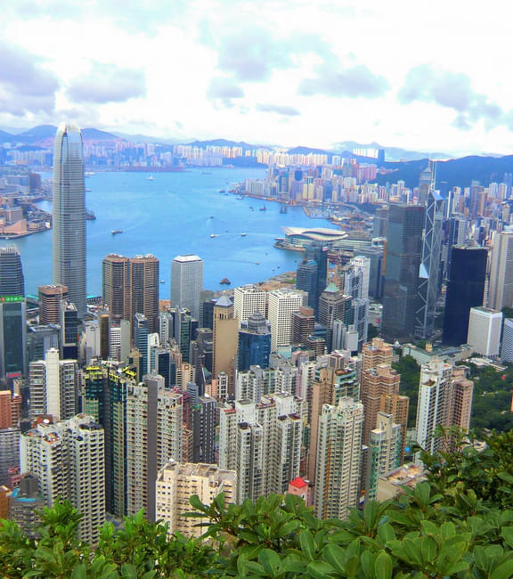 10 spots to marvel at Victoria Harbour