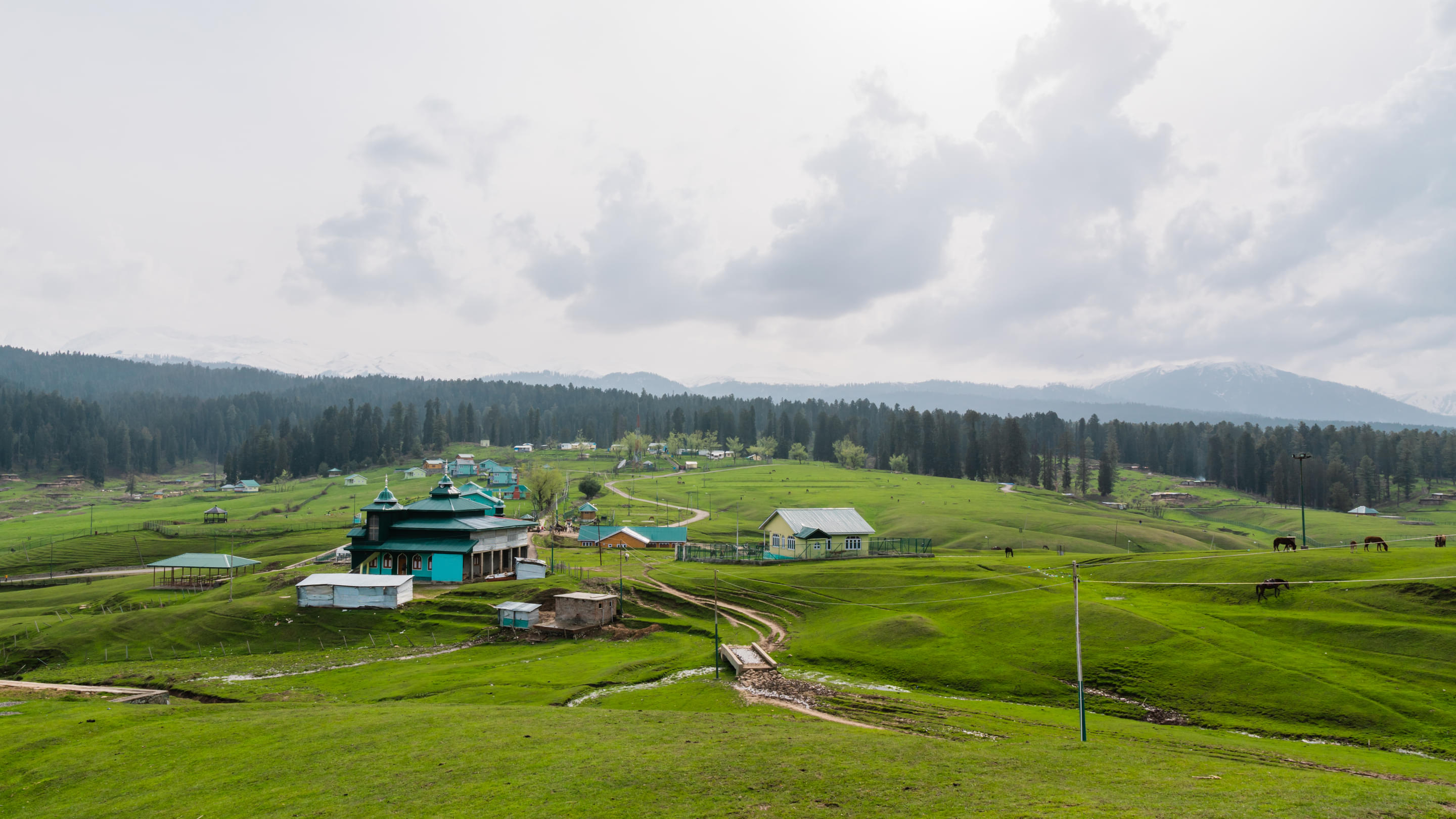 Yusmarg Overview