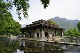 Visit Shalimar Bagh's Terraces