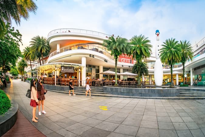 Harbourfront Walk Vivocity