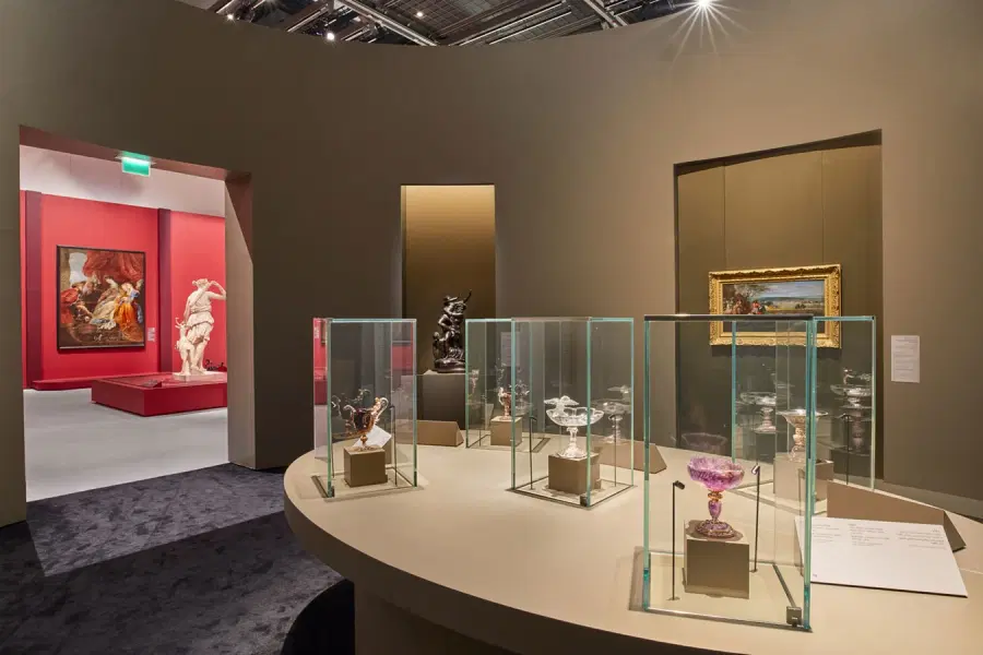 Louvre Museum Tickets Image