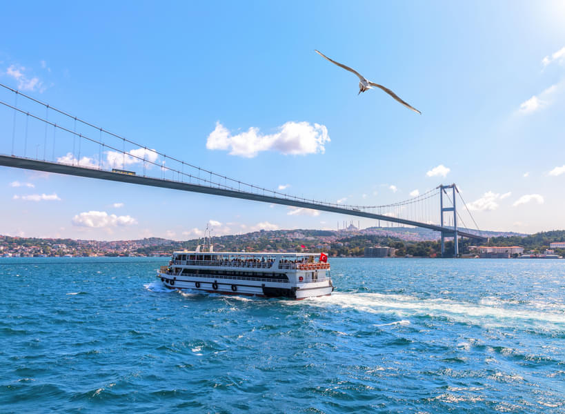 scenic view of Bosphorus Cruise