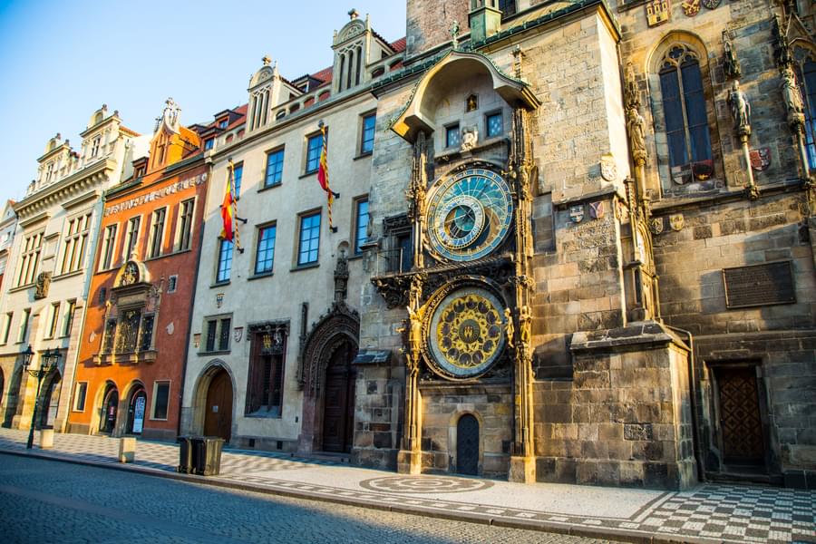 Astronomical Clock + 1 Hour Panoramic Cruise