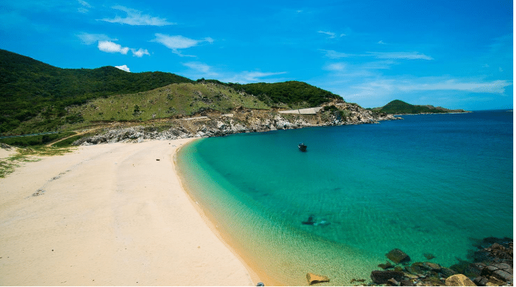 Ca Na, Southern Coast