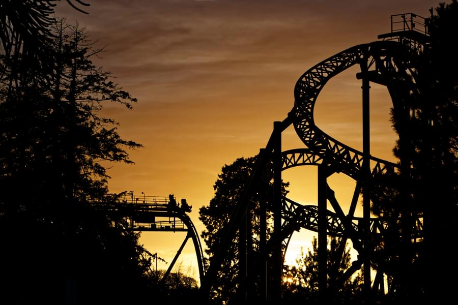 Feel the adrenaline rush in Oblivion Rollercoaster
