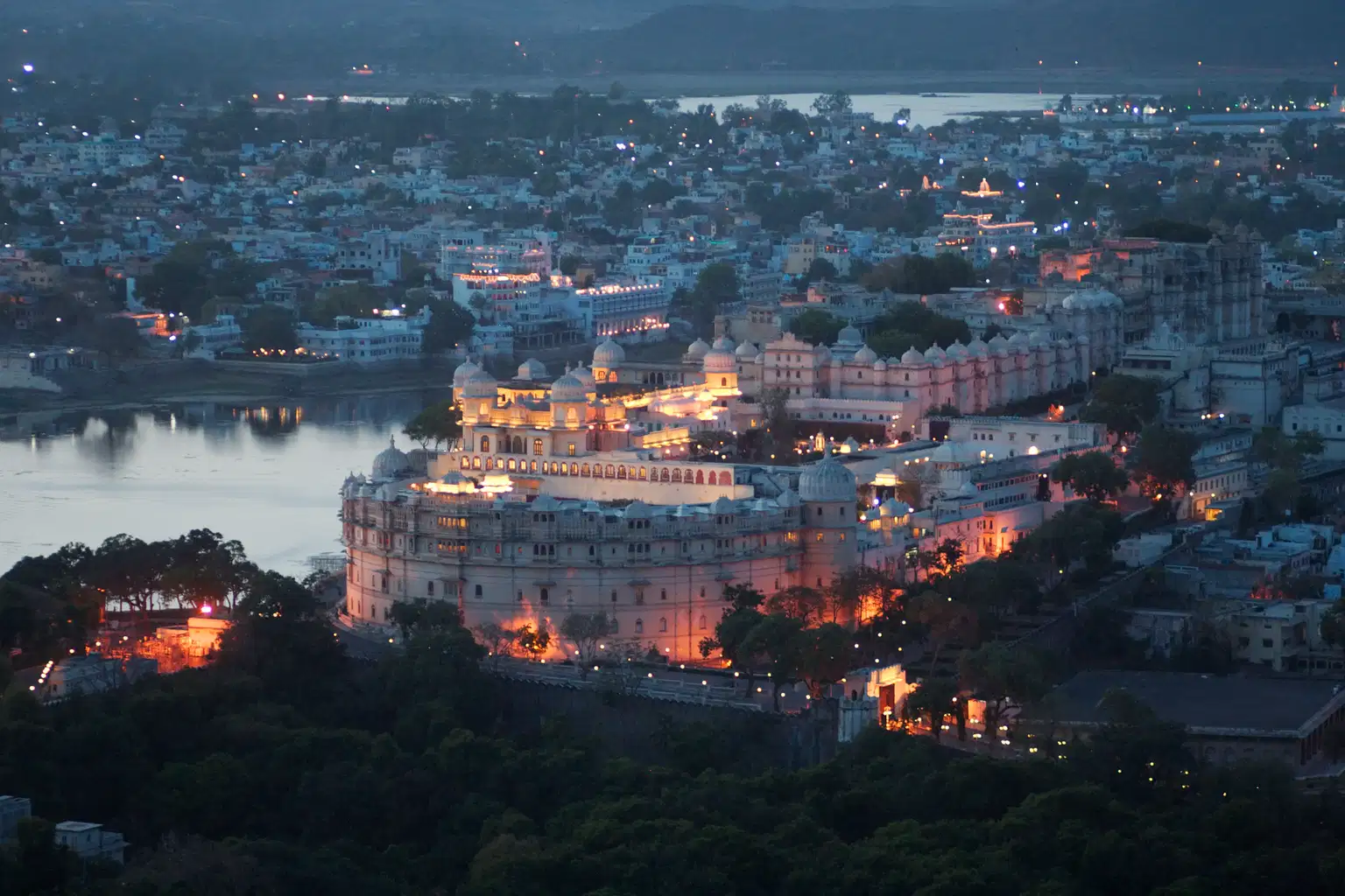 Udaipur Sightseeing Tour